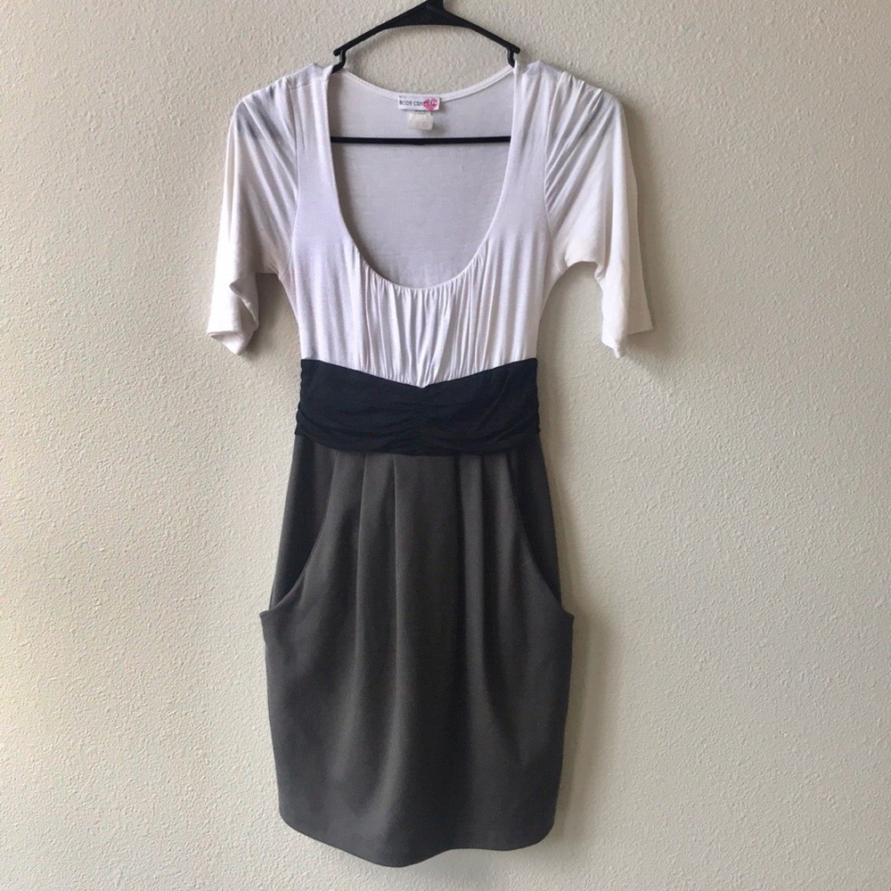 Colorblock Dress with Pockets